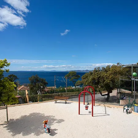 V Hugo Vue Terassa Ferienhaus *