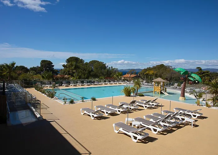 V Hugo Vue Terassa Saint-Raphaël