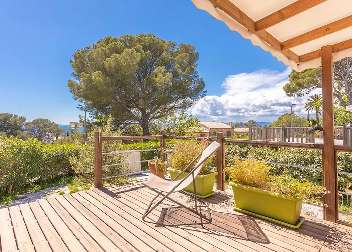 V Hugo Vue Terassa Saint-Raphaël